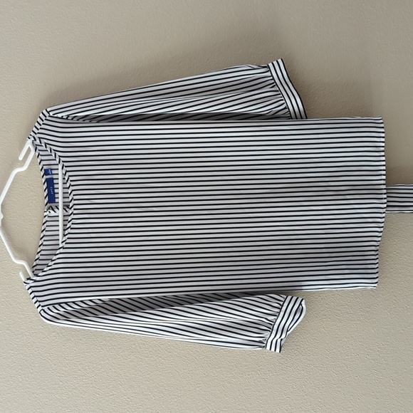 Apt. 9 Tops - Apt 9 Women's Blouse